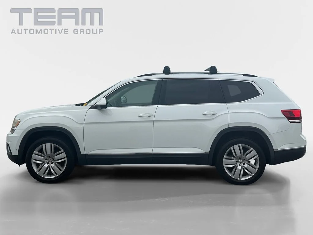 Used 2019 White Volkswagen SEL Premium image 4