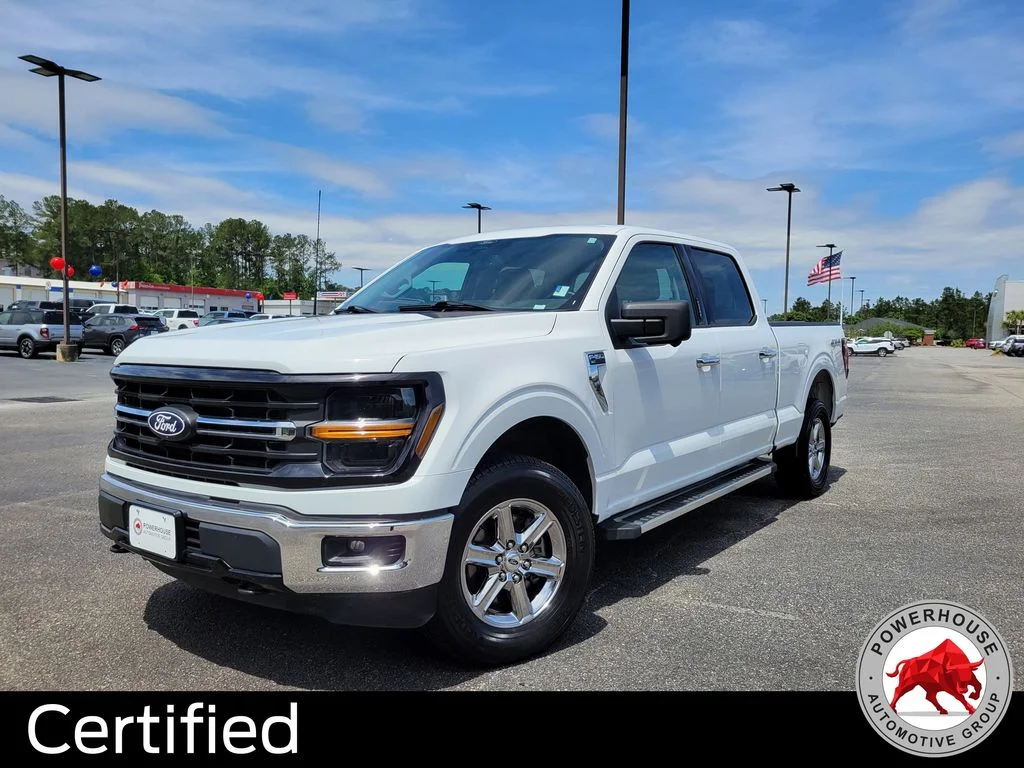 Used 2024  Ford XLT image 1