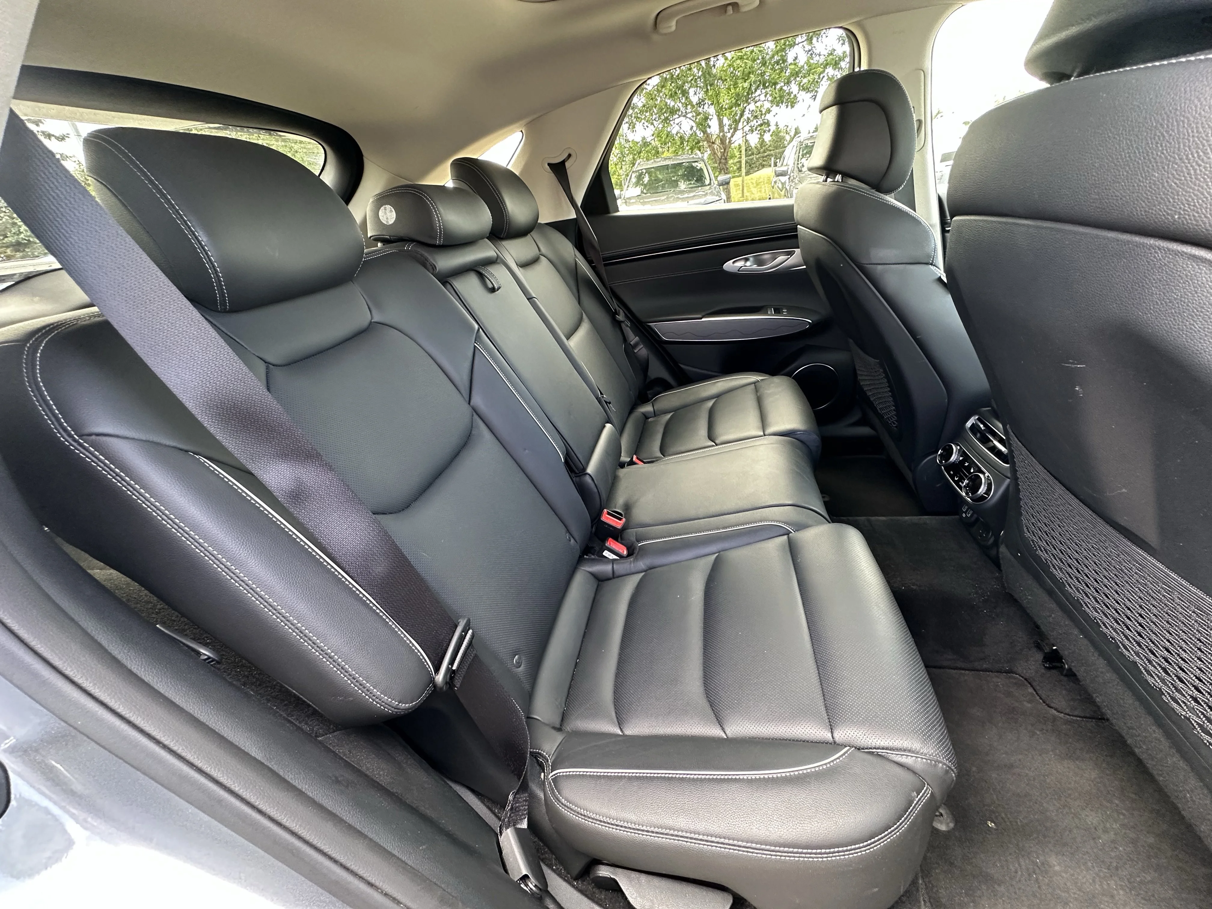Certified Used 2025 Savile Silver Genesis 2.5T Advanced image 22