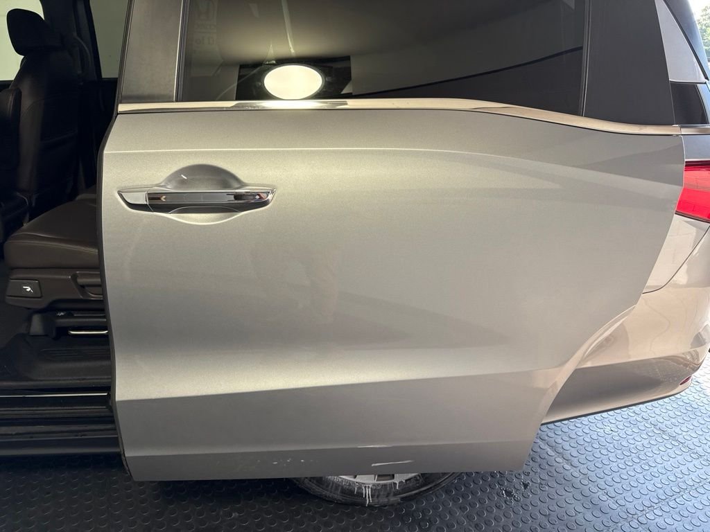 2023 Honda Odyssey EX-L - Photo 12