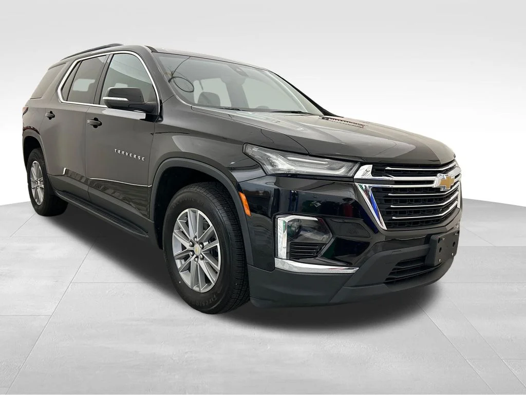Used 2022 Black Chevrolet LT image 7