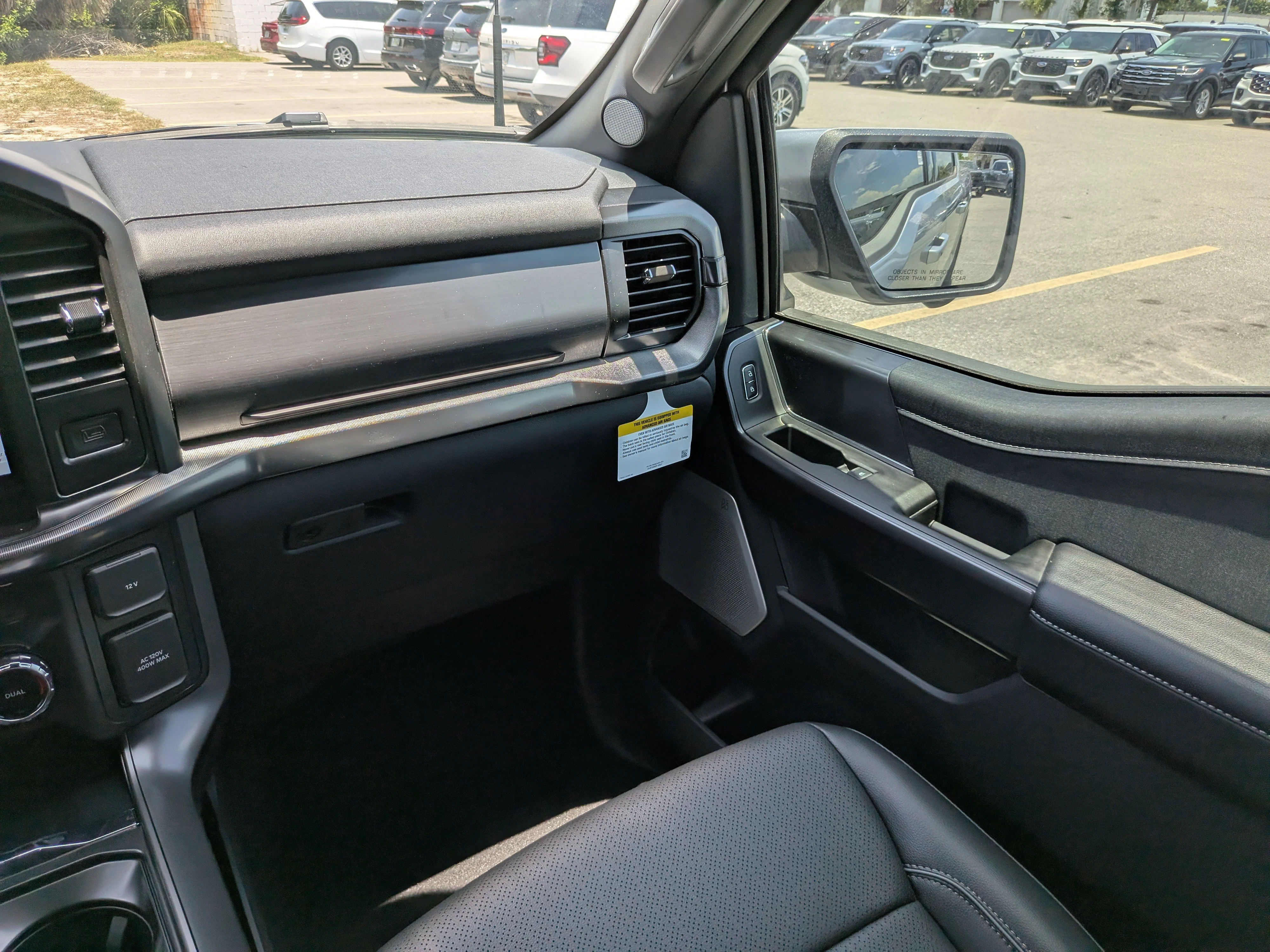 New 2026 Iconic Silver Metallic Ford Lariat image 16