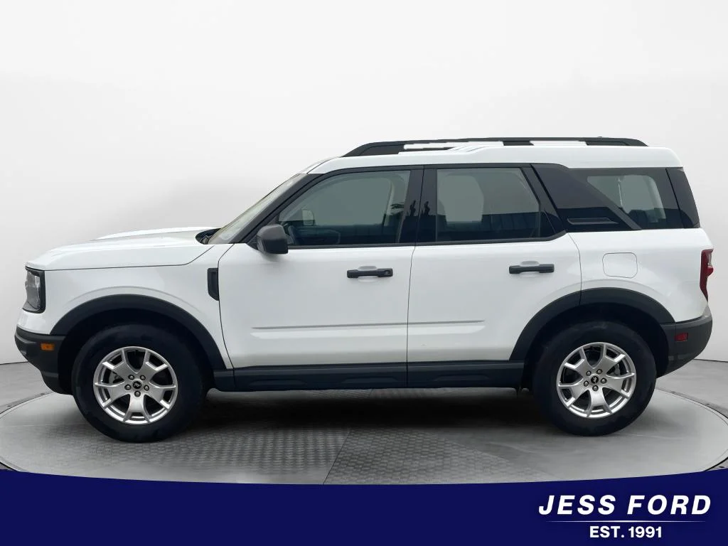 Used 2023 Oxford White Ford BASE image 3