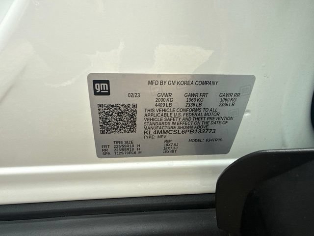 Used 2023 Summit White Buick Preferred image 8