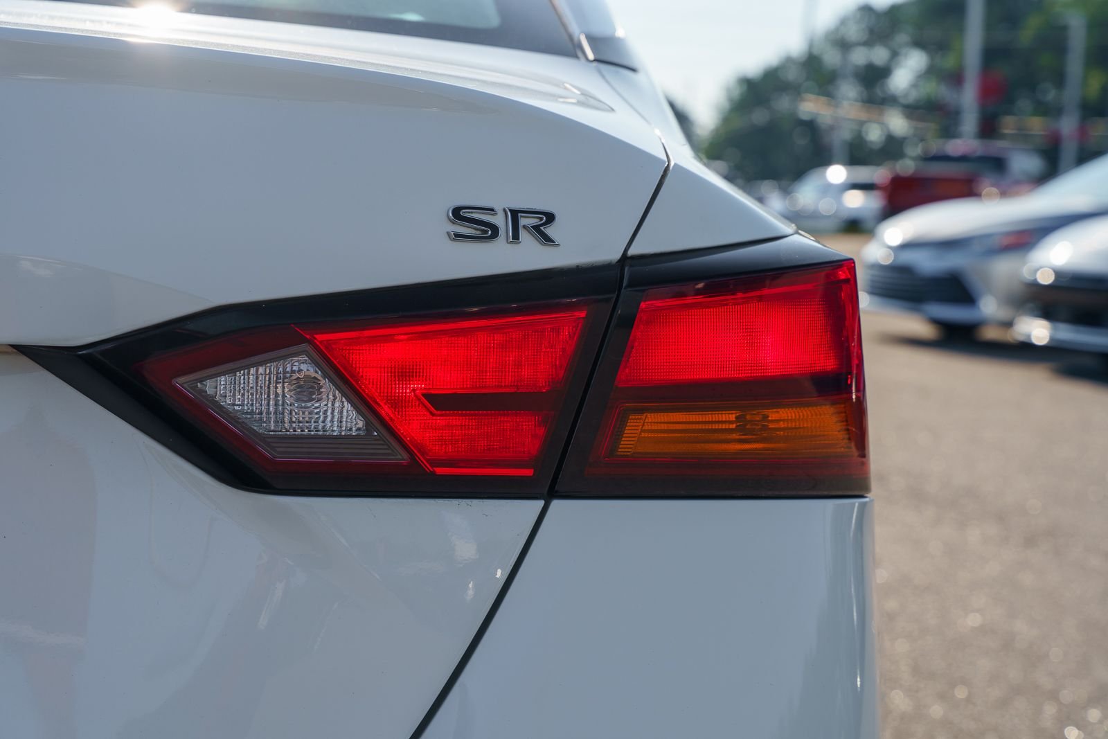 2020 Nissan Altima SR - Photo 14