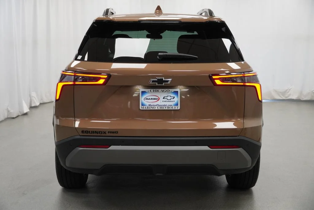 2027 Chevrolet Equinox LT - Photo 35