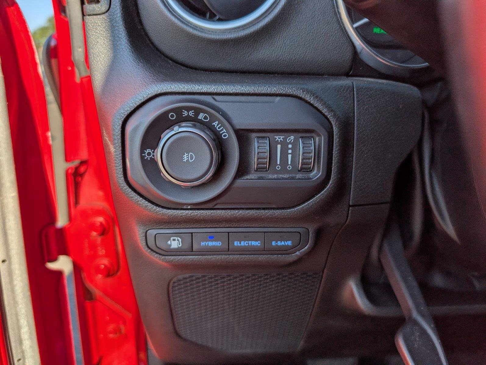 Used 2022 Firecracker Red Clearcoat Jeep Unlimited Sahara image 30