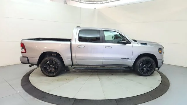 Used 2022 Silver Ram Big Horn/Lone Star image 11