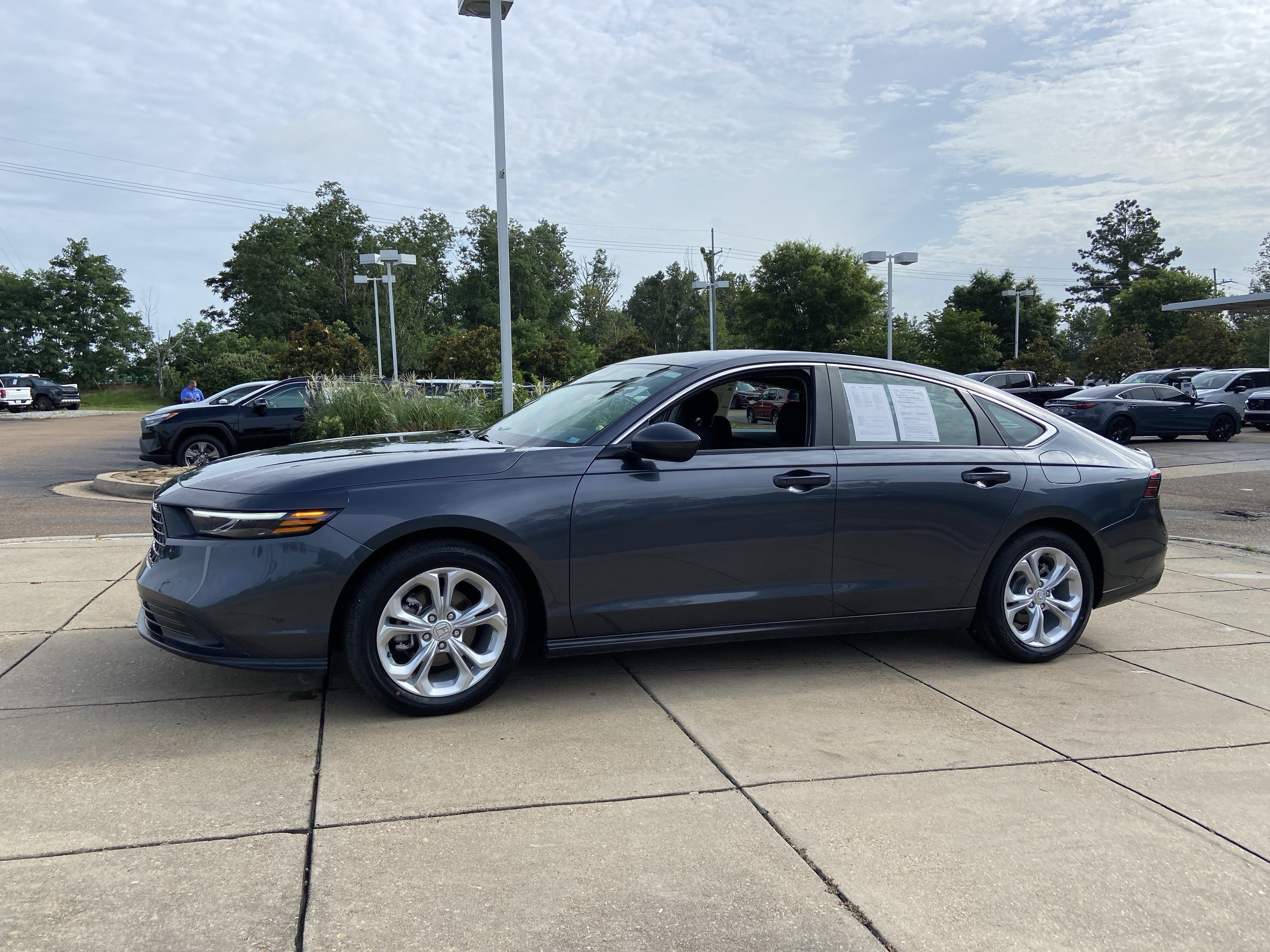Used 2024 Meteorite Gray Metallic Honda LX image 6