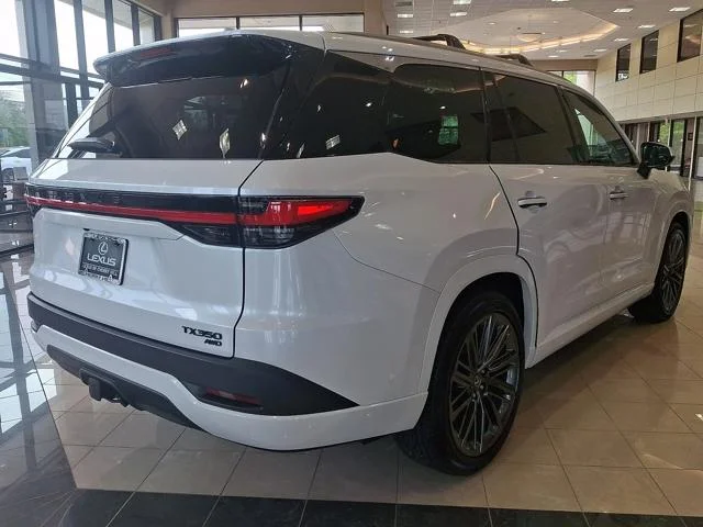 New 2026 Wind Chill Pearl Lexus LUXURY AWD image 11