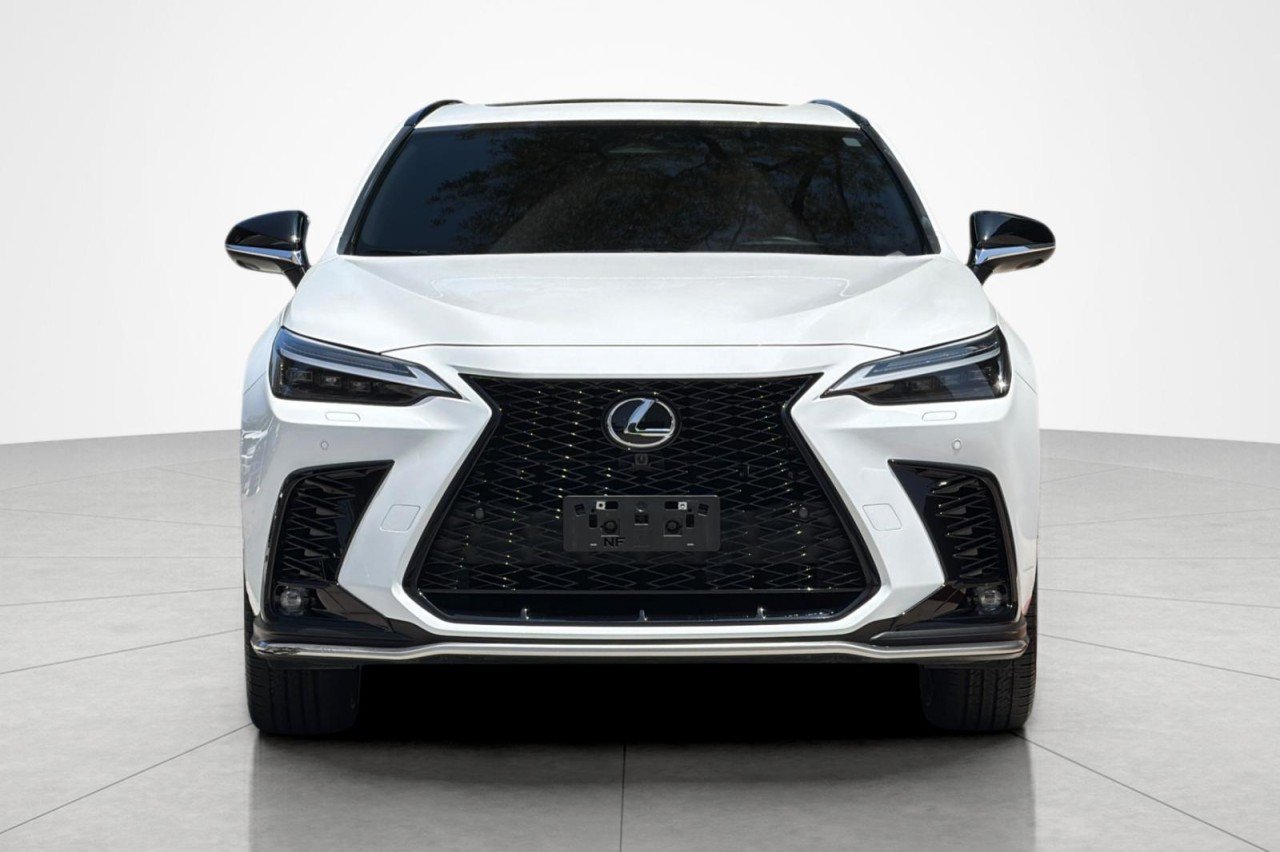 Used 2024 Ultra White Lexus NX 450h+ F SPORT Handling image 8