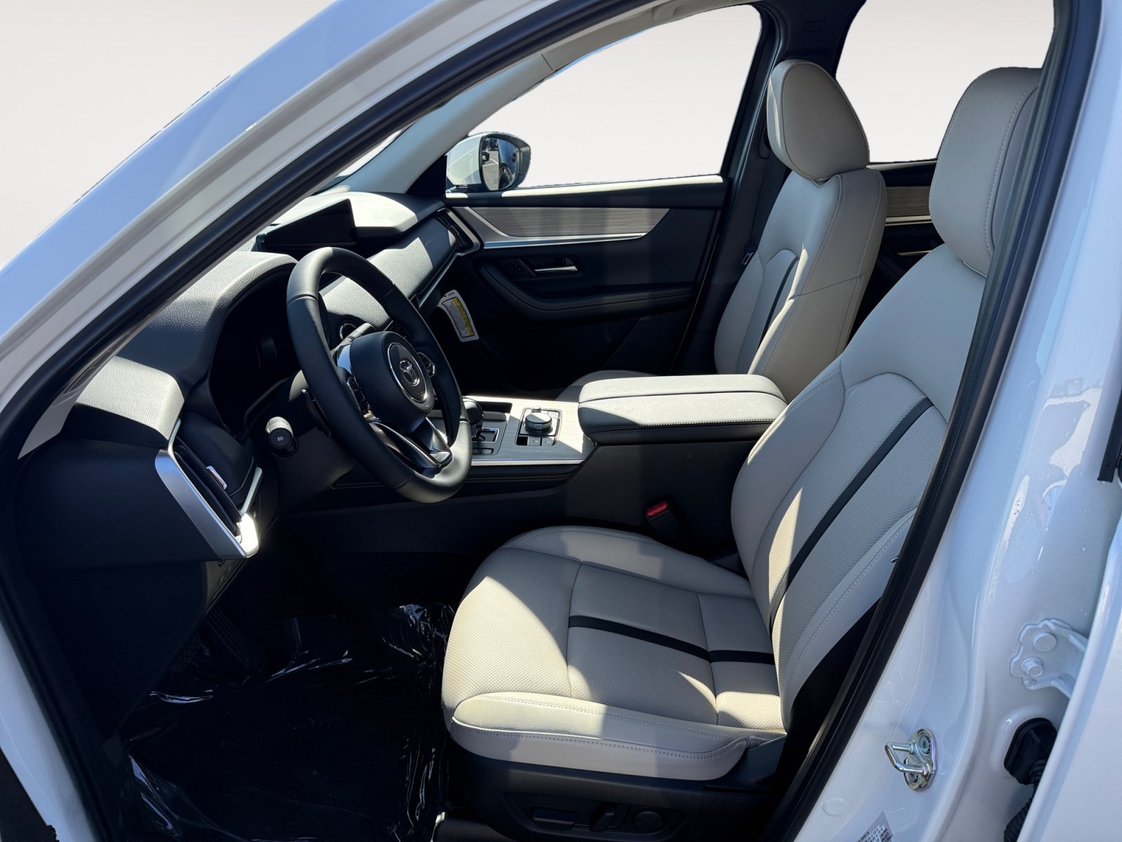 New 2026 Rhodium White Premium Mazda Preferred image 10