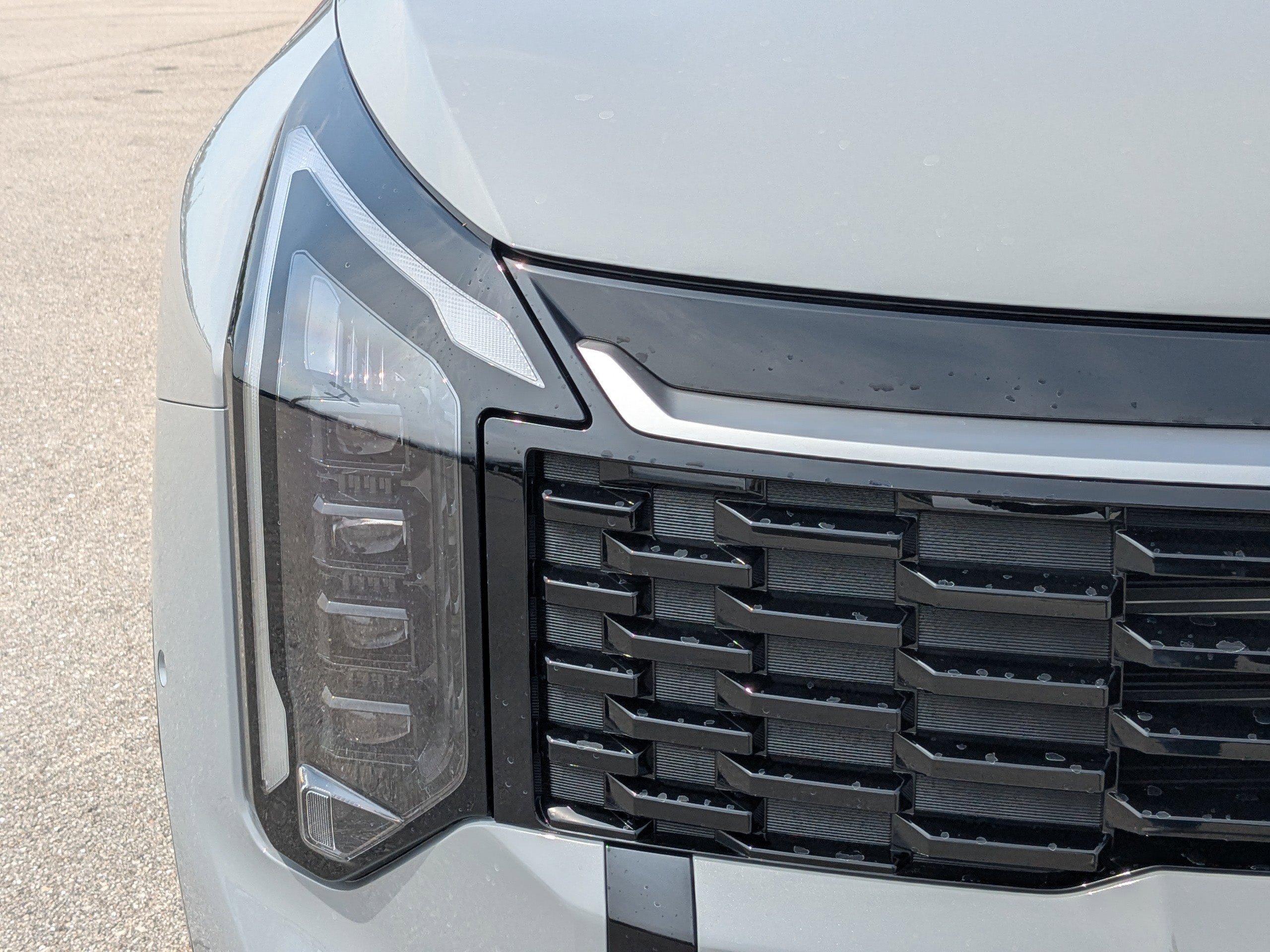 New 2026 Wolf Gray Kia SX Prestige image 10