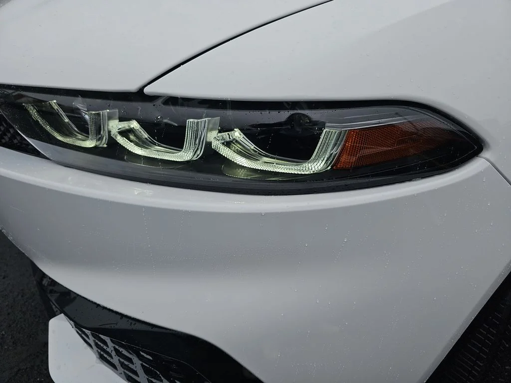 New 2026 Milano White Exterior Paint Alfa Romeo Veloce image 35
