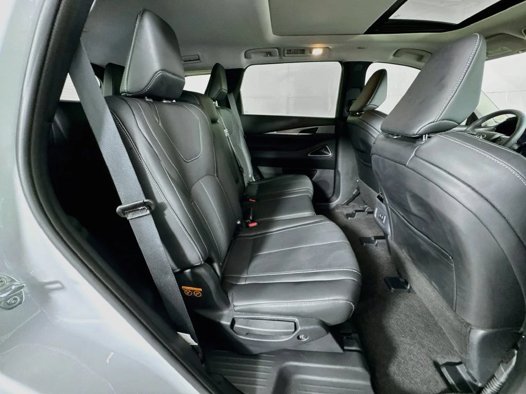 Certified Used 2027 White INFINITI LUXE image 39