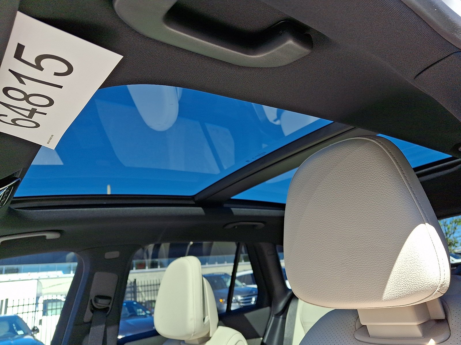 New 2027 Polar White Mercedes-Benz GLC 300 image 23