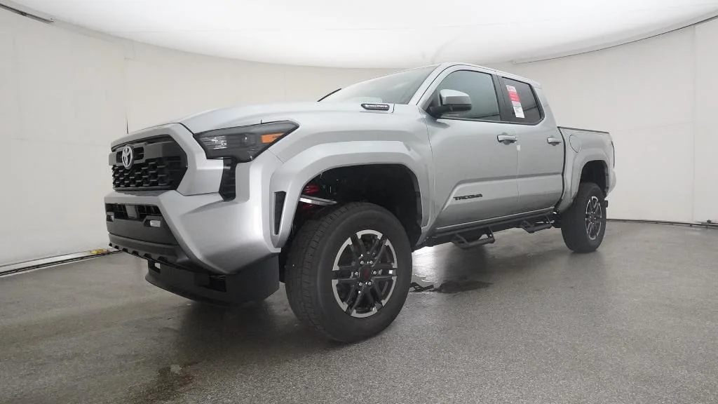 2025 Toyota Tacoma TRD Sport - Photo 13