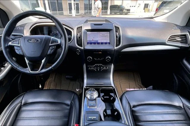 Used 2020 White Ford SEL image 7