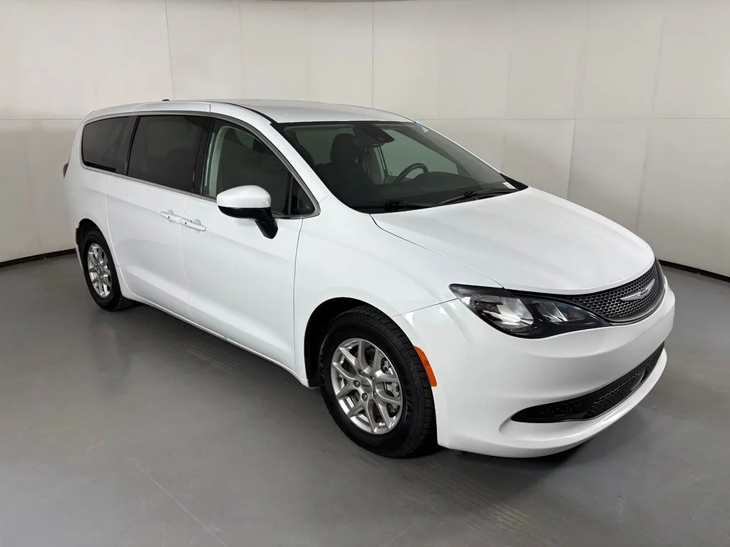 Used 2023 White Chrysler LX image 2