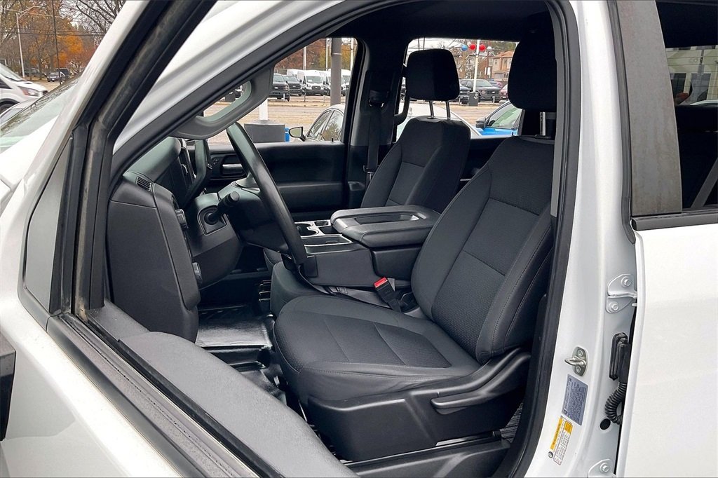 2023 CHEVROLET SILVERADO HD - Image 21