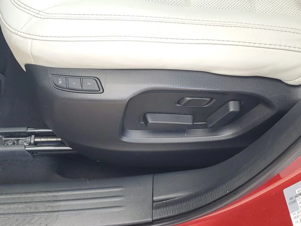 Used 2021 Red Mazda Grand Touring image 16