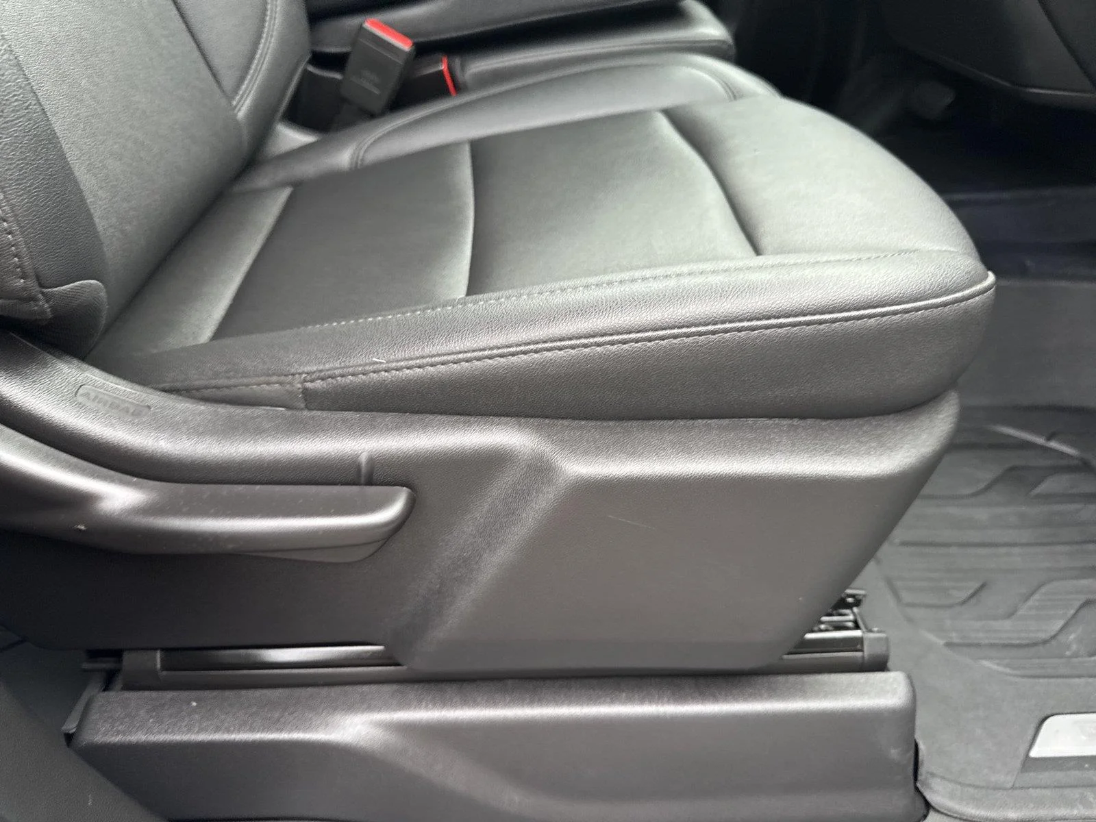 Used 2025 Summit White GMC Pro image 35