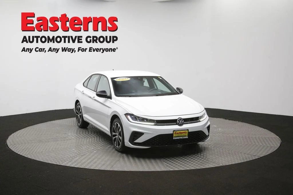 Used 2025 White Volkswagen 1.5T Sport image 48
