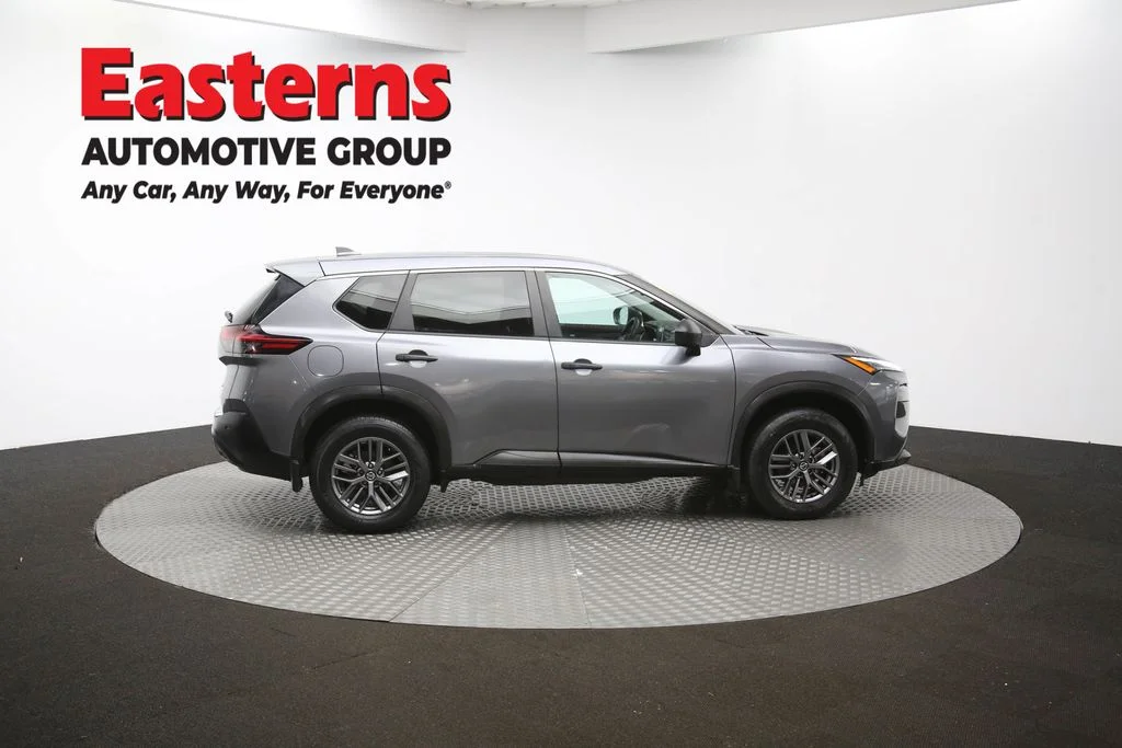 Used 2021 Gray Nissan S image 45