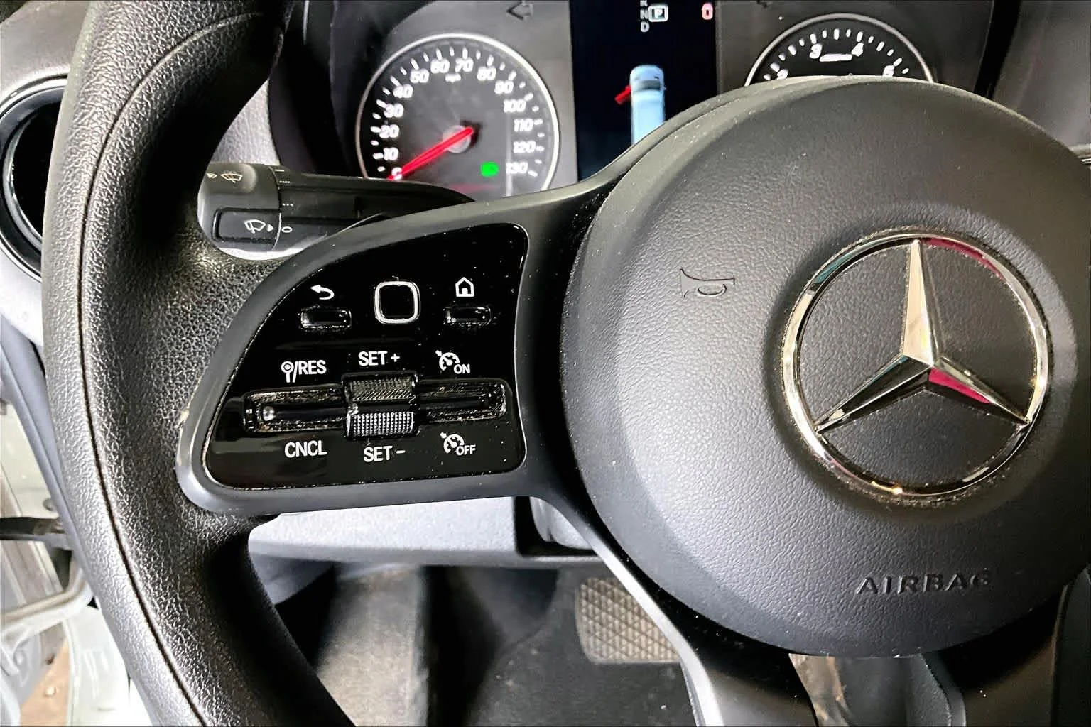 Used 2023 Arctic White Mercedes-Benz  image 19