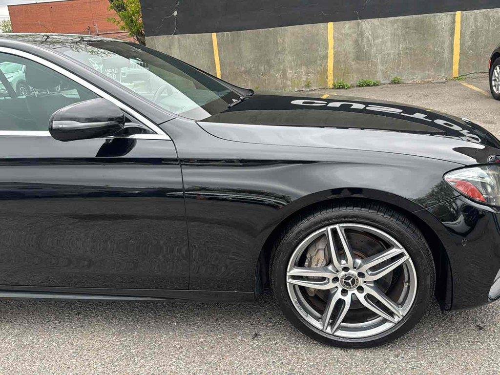 Used 2018 Black Mercedes-Benz 4MATIC® image 9