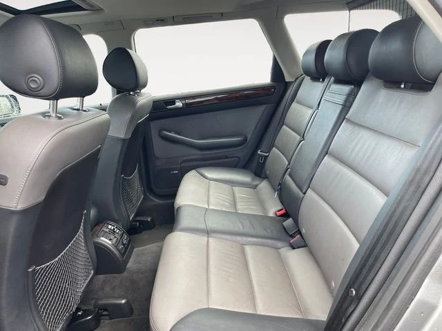 Used 2004 Gray Audi 4.2 image 13