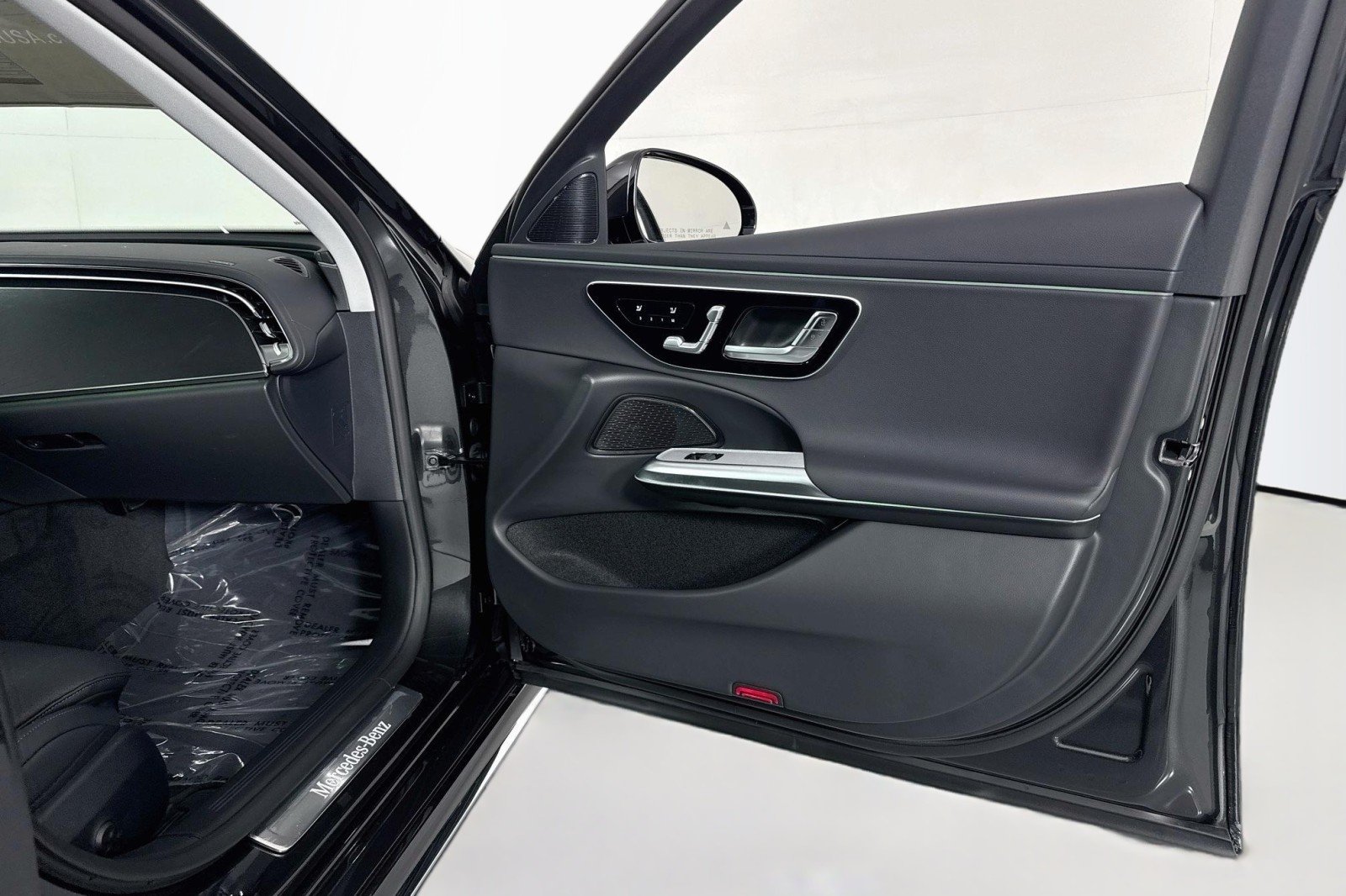 New 2026 Graphite Grey Metallic Mercedes-Benz E 350 RWD Sedan image 23