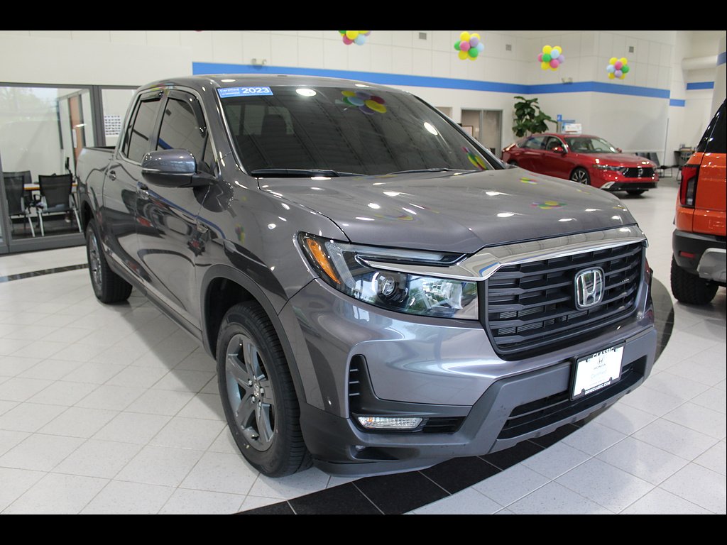 Certified Used 2023 Modern Steel Metallic Honda RTL image 3
