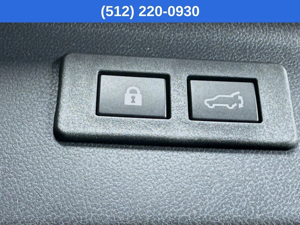 New 2026 White Subaru Premium image 32