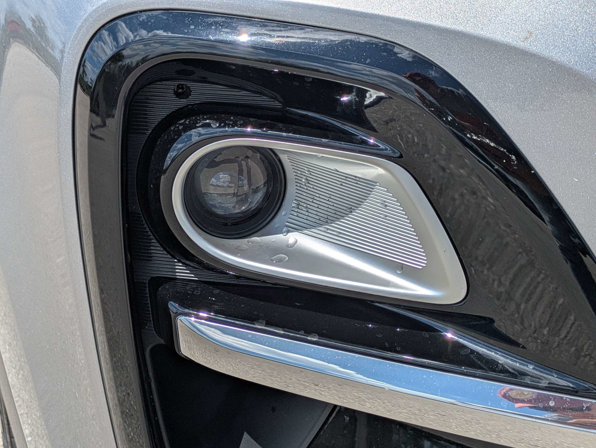 Used 2020 Steel Gray Kia EX image 11