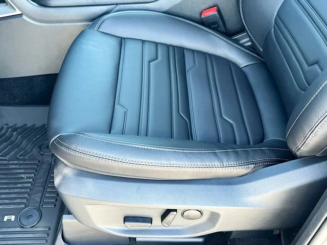 New 2026 Avalanche Ford Lariat image 14