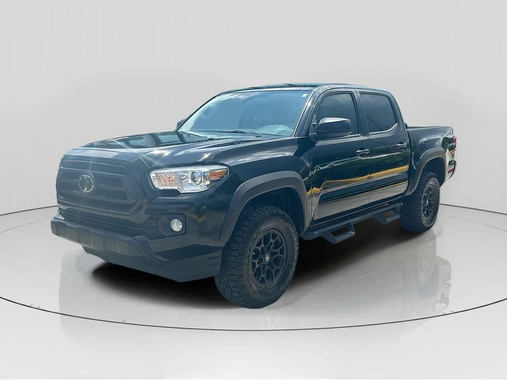 Used 2023 Black Toyota SR5 image 3