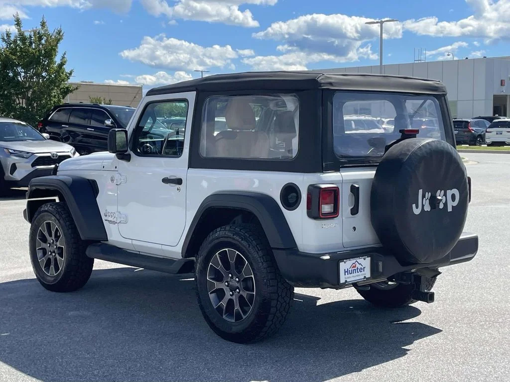 Used 2021 Bright White Clearcoat Jeep Sport image 28