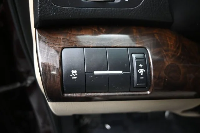 Used 2015 Red Kia LX image 15