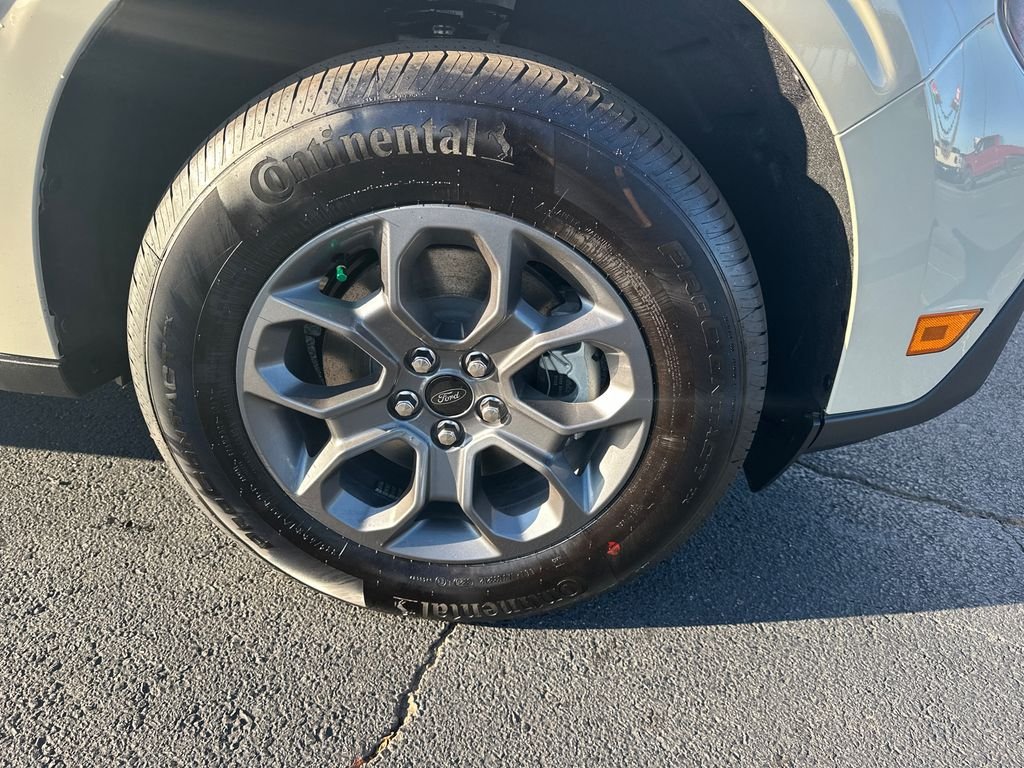 New 2025 Desert Sand Ford XLT image 12
