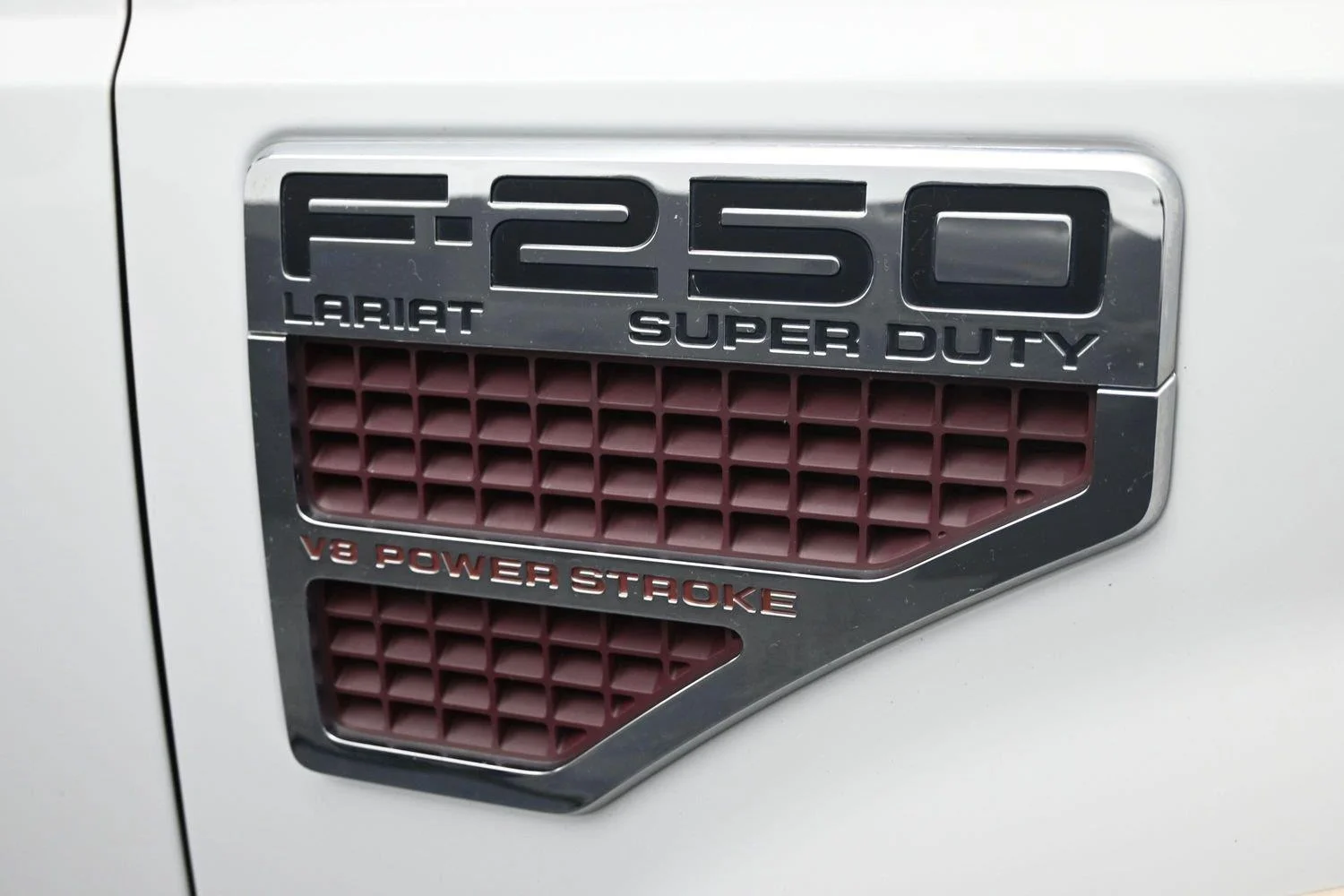 Used 2008 White Ford XL image 7