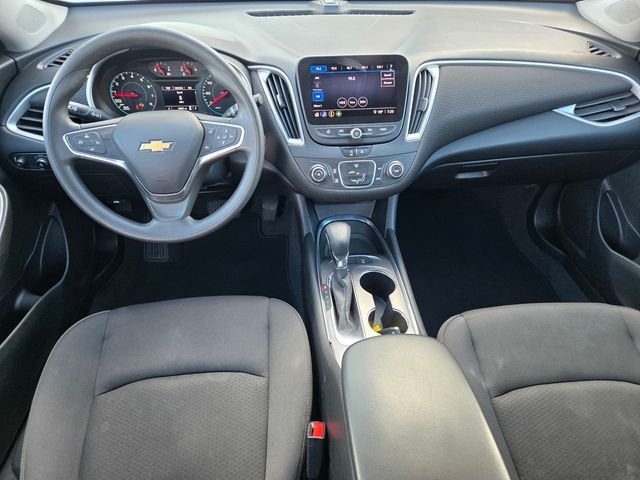 Used 2021 White Chevrolet LS image 9