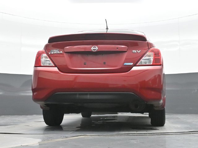 Used 2015 Red Nissan 1.6 SV image 18