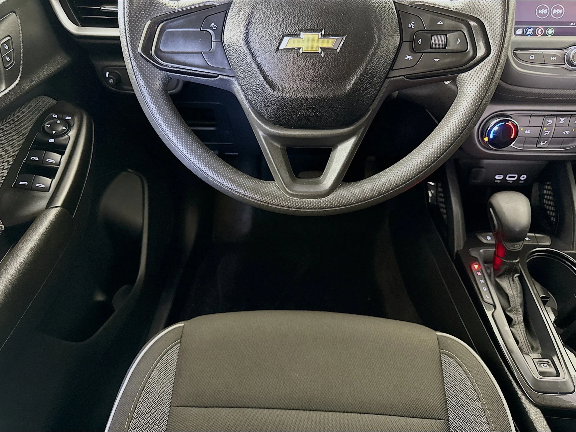 Used 2021 SCARLET RED METALLIC Chevrolet LS image 23