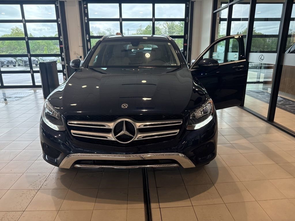 Used 2019 Mercedes-Benz GLC GLC300 with VIN WDC0G4KB7KF562098 for sale in Fort Wright, KY