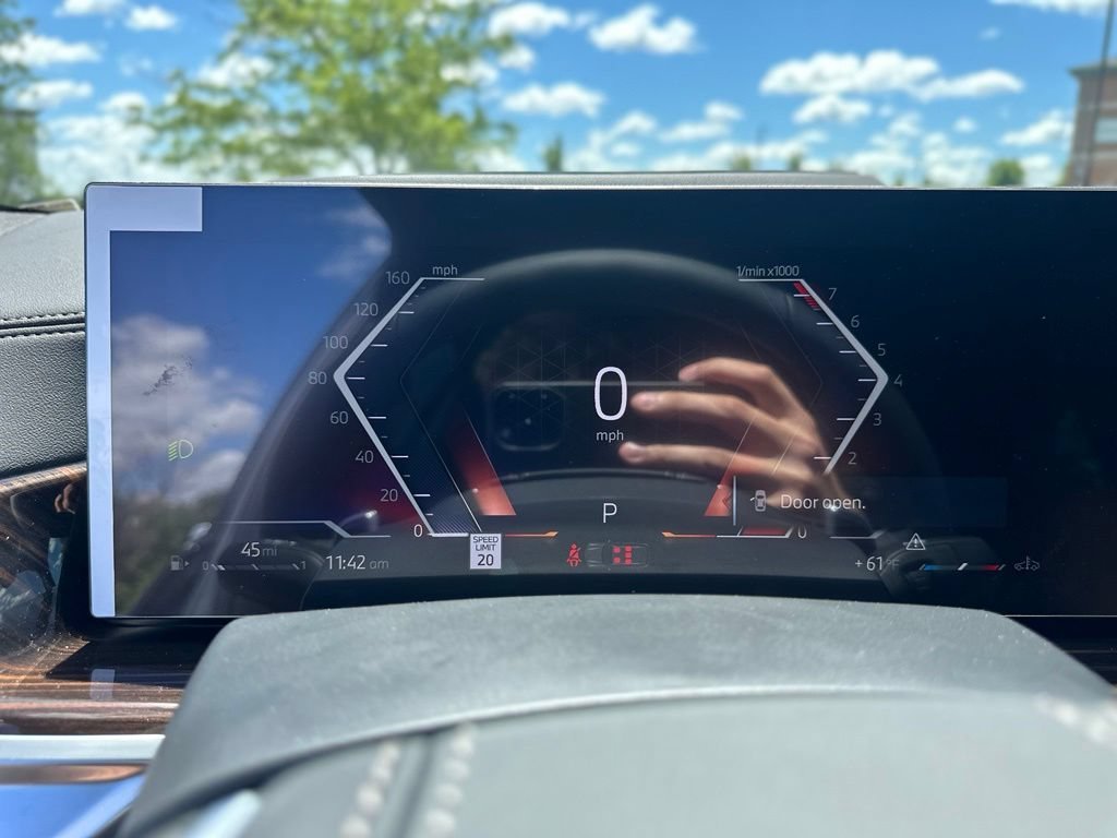 New 2026 Skyscraper Grey Metallic BMW xDrive40i image 33