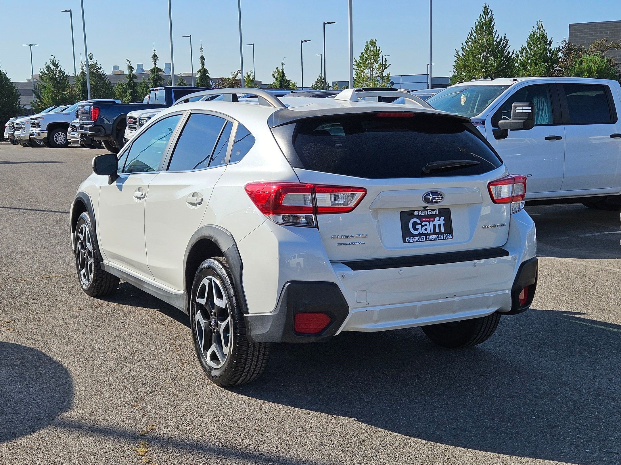 Used 2019 Crystal White Pearl Subaru Limited image 5