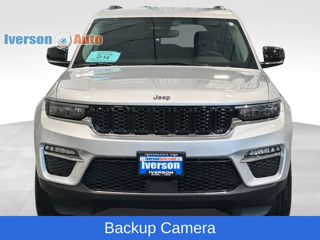 Used 2024 Silver Jeep Limited image 6