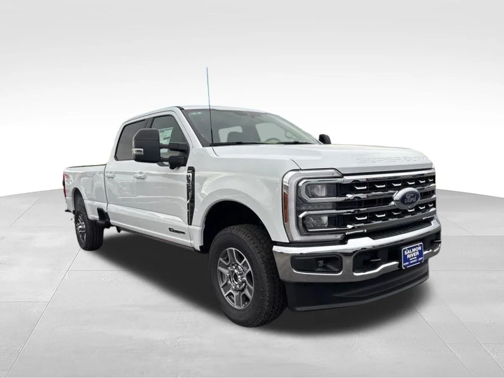 New 2026 White Ford Lariat image 3