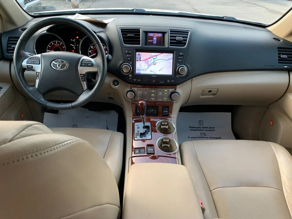Used 2012 White Toyota Limited image 16